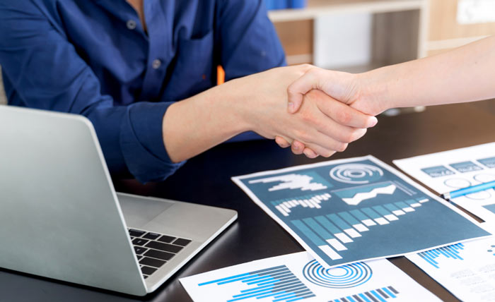 7 najlepszych narzędzi AI, które zautomatyzują Twoją pracę