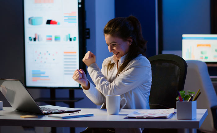 Sztuczna inteligencja w 2025 roku – jakie zmiany nas czekają?